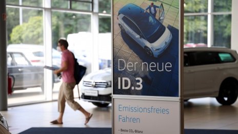Volkswagen отчита 165% ръст при продажбите на електромобили за първото полугодие