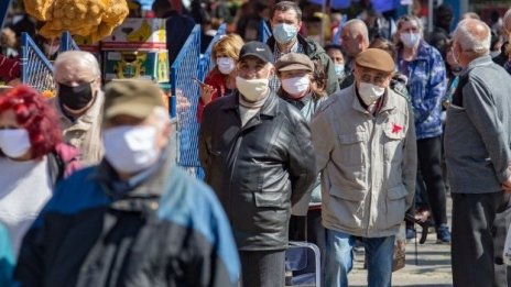 Ал. Симидчиев: Устойчива мярка срещу пандемията е ваксинирането