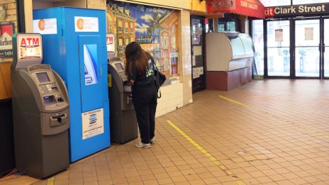 Искате да платите в брой? Може, но срещу такса