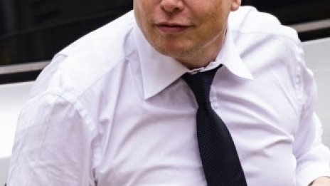 Спадът на технологичните акции изтри 15 млрд. долара от богатството на Илон Мъск