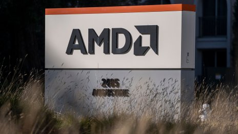 Насочването към сървърните чипове се отплаща на AMD