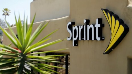 Sprint с агресивен ход срещу AT&T