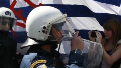 Гърците се готвят за най-бедния Великден от десетилетие