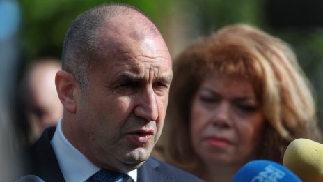 Радев ще връчи първия проучвателен мандат на 15 май 