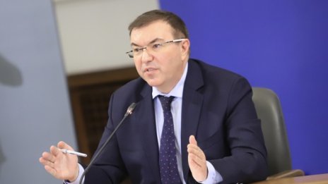 Здравните власти прогнозират нов пик на коронавируса до три седмици