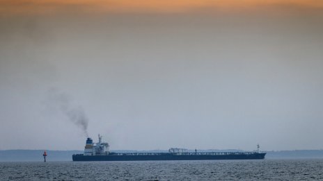 САЩ обмислят допълнителни мерки за ограничаване на приходите на Русия от енергия