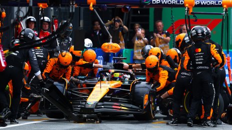 Отборът от Формула 1 McLaren е оценен на над 3 млрд. паунда при продажба на акции