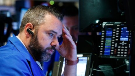 Wall Street се стресна от стенограмата от заседанието на Фед