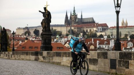 Пазарът на краткосрочни жилищни наеми в ЕС се възстановява през 2021 г.