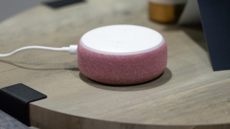 Amazon демонстрира как Alexa имитира гласовете на починалите