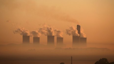 Еленко Божков: Трябва да се прекратят договорите на американските централи