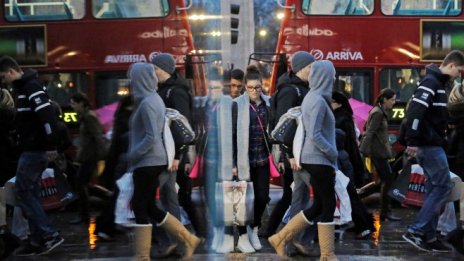 Британската инфлация достигна целта на АЦБ през май