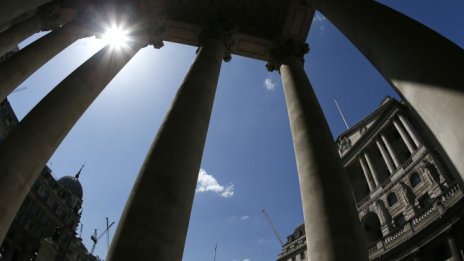 АЦБ: Несигурността около Brexit се засилва и ще забави инфлацията