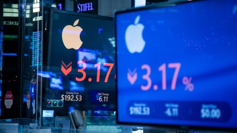 Microsoft предизвиква Apple за титлата „най-ценна компания в света“