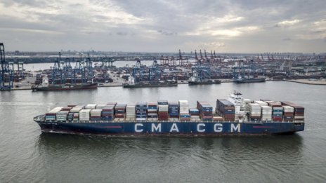 Проблемите с веригите на доставки добавят към стагфлационните ветрове