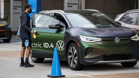 VW: Целим да продадем 100 000 електромобила от серията ID в Китай през 2021 г.