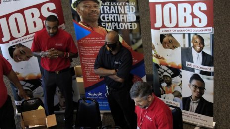 Заявленията за безработица в САЩ неочаквано се повишиха