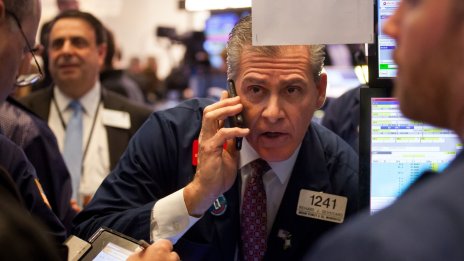 Dow започва редовната търговия с ръст за първи път от седем сесии*