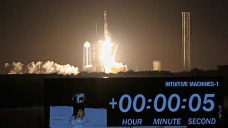 50 години по-късно САЩ осъществиха ново кацане на Луната