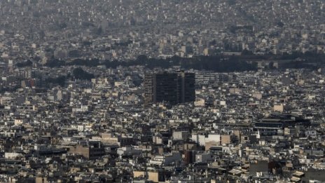 Гръцки банки подготвят търг за жилища на длъжници