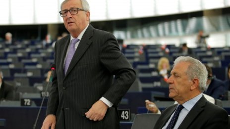 Нови престрелки в Страсбург към "героите" на Brexit