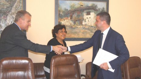 Пълната оценка на българския финансов сектор ще е готова през 2017 г.