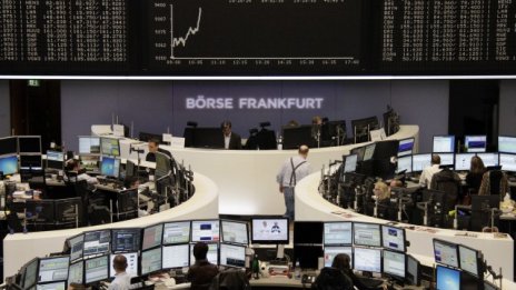 Мерките на АЦБ изведоха FTSE 100 на плюс