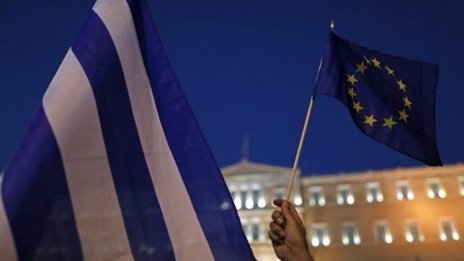 Гръцката икономика се свива заради слабото вътрешно търсене