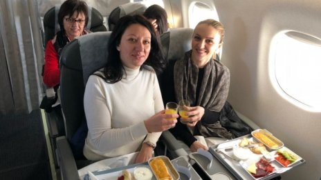 България Ер изненада дамите за 8 март с безплатни полети в бизнес класа