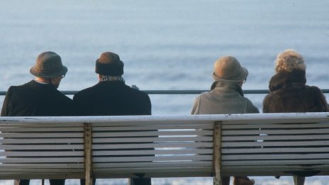 ИПИ: Промените в пенсионната система няма да решат проблемите 