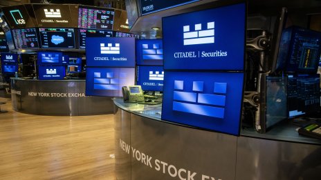 Поскъпването на биткойна и технологичните акции внася оптимизъм на Wall Street*