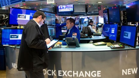 Силните корпоративни отчети тласкат нагоре щатските индекси*