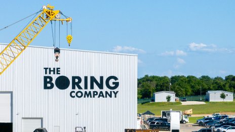 Мъск строи следващия град на компанията си с научен център и фитнес зала