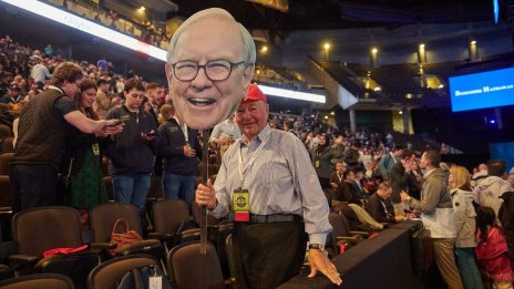 Бъфет продаде акции на Bank of America за още 845 млн. долара