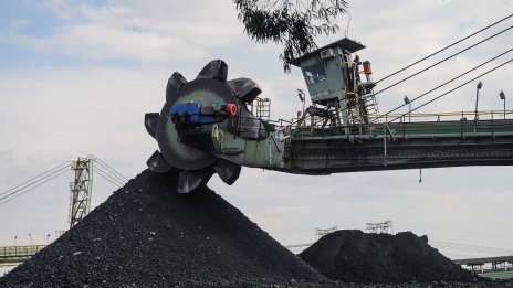 Запазване на въглищата у нас до 2038 г. увеличава здравните разходи с 14 млрд. евро