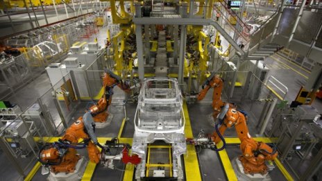 Ръстът на промишленото производство в Италия през април надмина очакванията