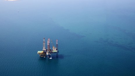 Злато или петрол - накъде да се насочат инвеститорите?