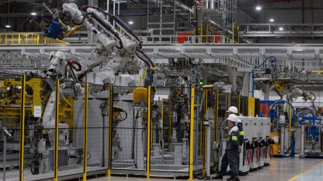 Светът има нужда от повече, а не от по-малко роботи
