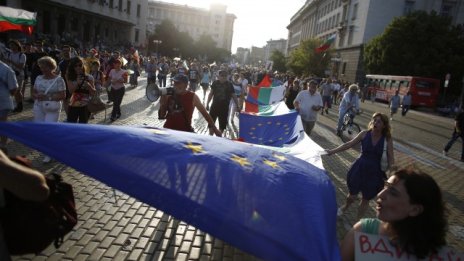 Economist: Нови предсрочни избори в България?