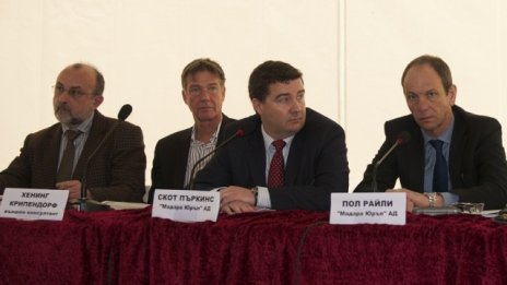 Инвеститорът в Карадере чака екооценката