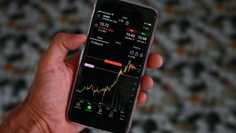 Какво кара българският инвеститор да се ориентира към фондовете за акции