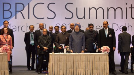 Държавите от БРИКС рискуват да се превърнат в сателити на Китай