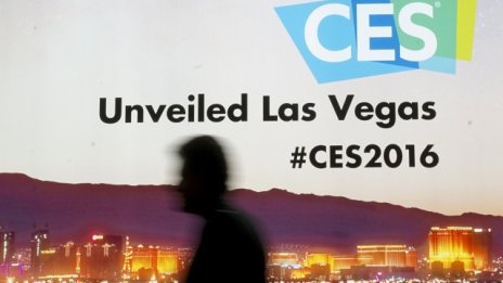 Звездите на CES - умни прахосмукачки, хладилници и кучета роботи