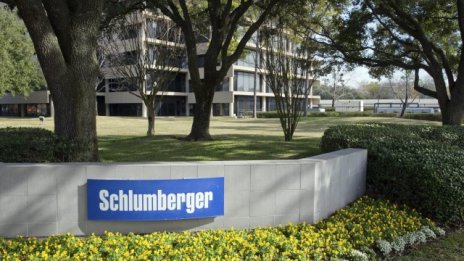Изпълнителният директор на Schlumberger е получил 18,3 млн. долара през 2015 г.