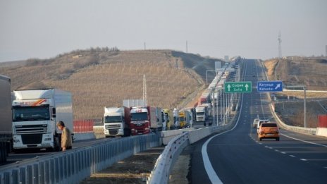 Всички гранични пунктове с Гърция са затворени за движение