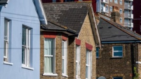 Коронавирусът може да изтрие половината от жилищното строителство в Лондон