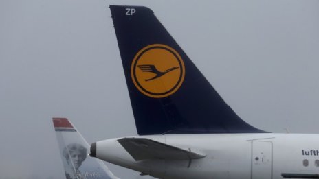 Lufthansa ще назначи през 2017 г. около 3 хил. нови служители
