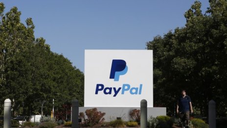 PayPal дебютира на борсата при по-висока пазарна стойност от eBay