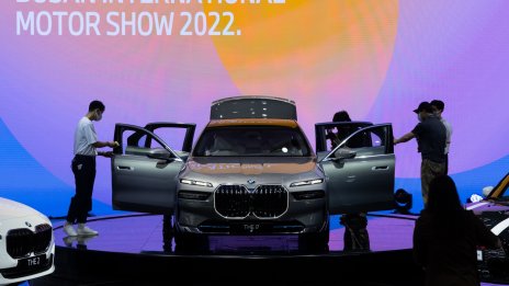 Продажбите на електромобили на BMW нарастват повече от два пъти през 2022 г.