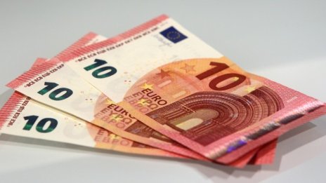 ЕЦБ представи новата банкнота от 10 евро